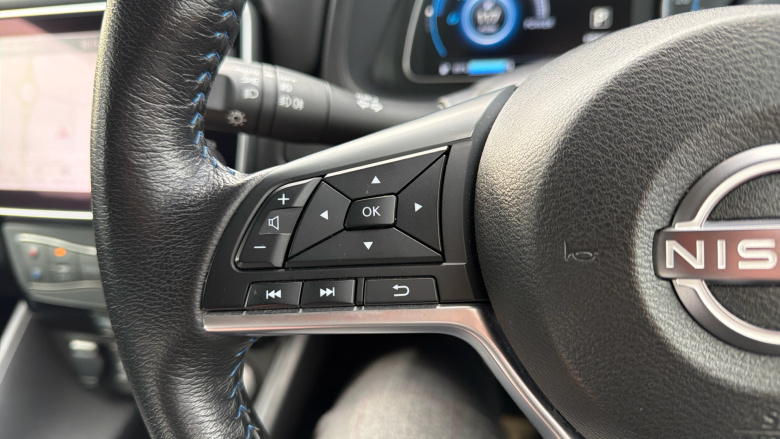 Nissan LEAF 110kW Tekna 39kWh 5dr Auto Electric Hatchback